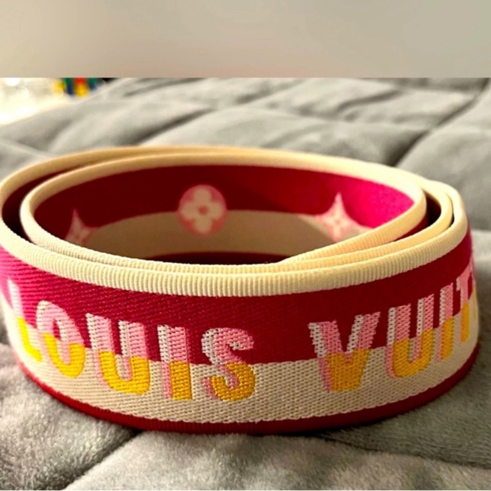 XXSOLDXX Louis Vuitton Speedy 20 Fuchsia Strap